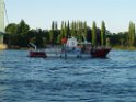 Motor Segelboot mit Motorschaden trieb gegen Alte Liebe bei Koeln Rodenkirchen P175